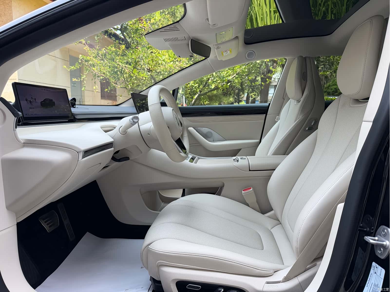 Luxeed S7, 2025 10