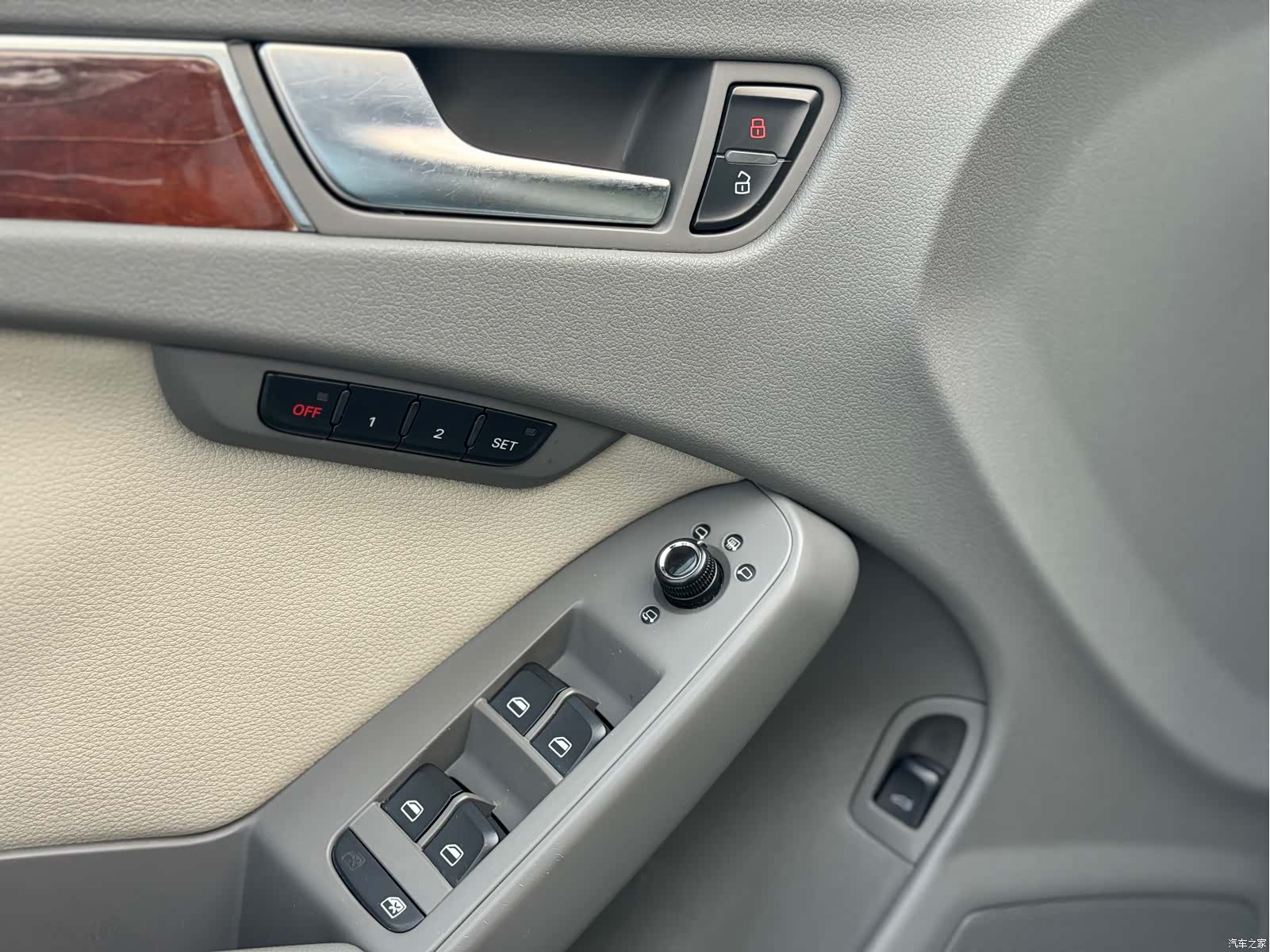 Audi A4L, 2010 15