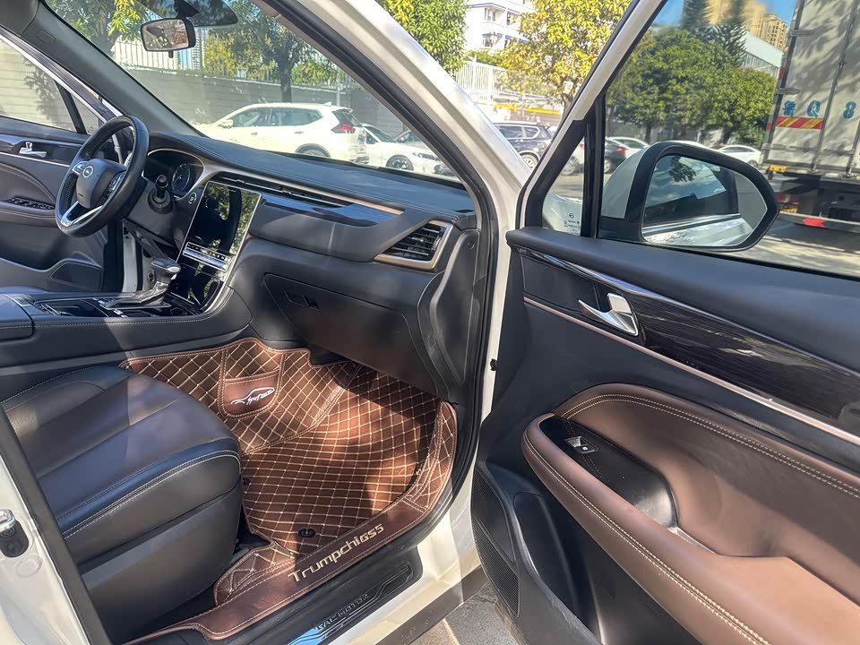 Trumpchi Trumpchi GS5