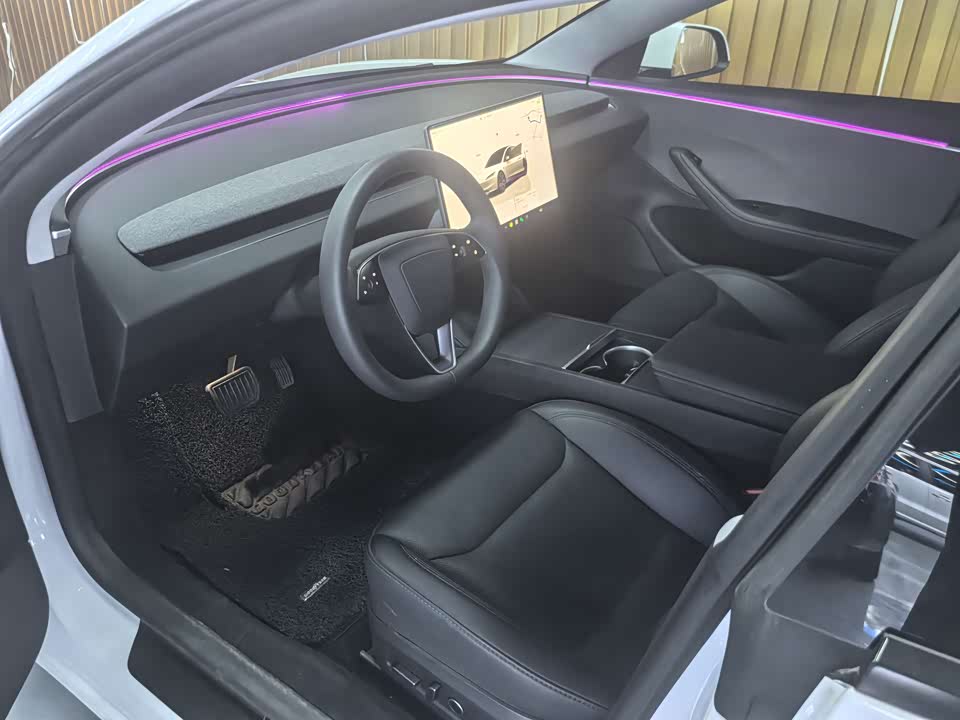 Tesla Model 3 Tesla Model 3