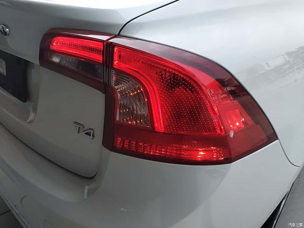 Volvo S60, 2017 8