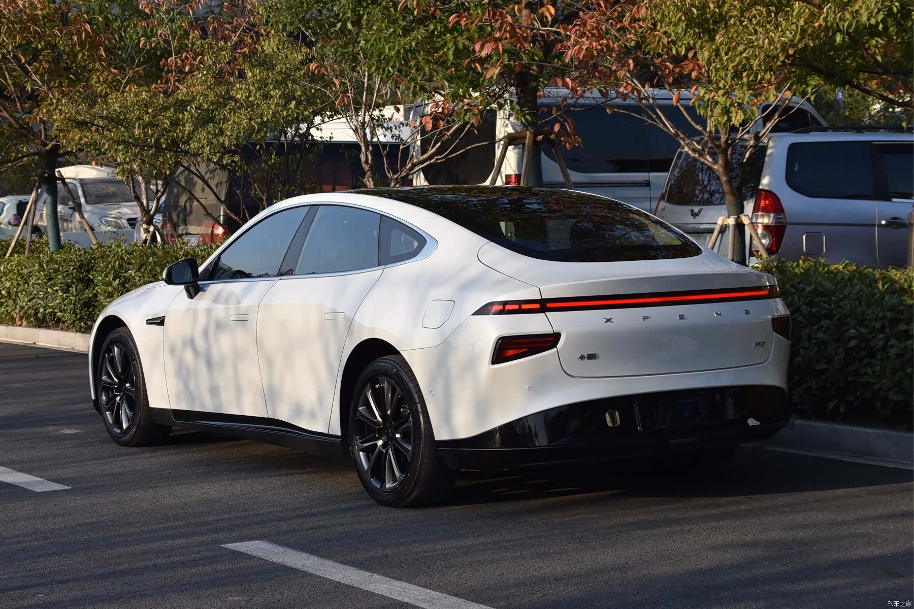 Xpeng P7, 2021 3