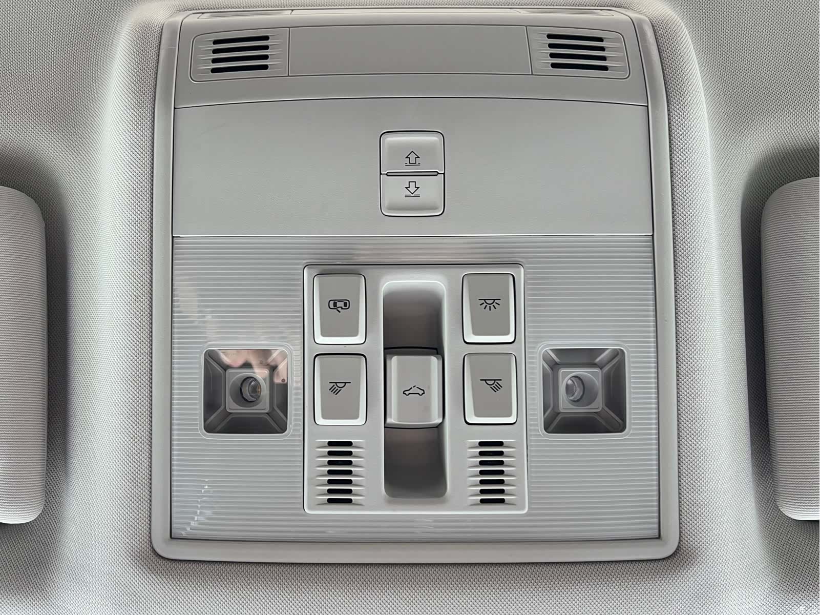 Volkswagen Tharu, 2022 13