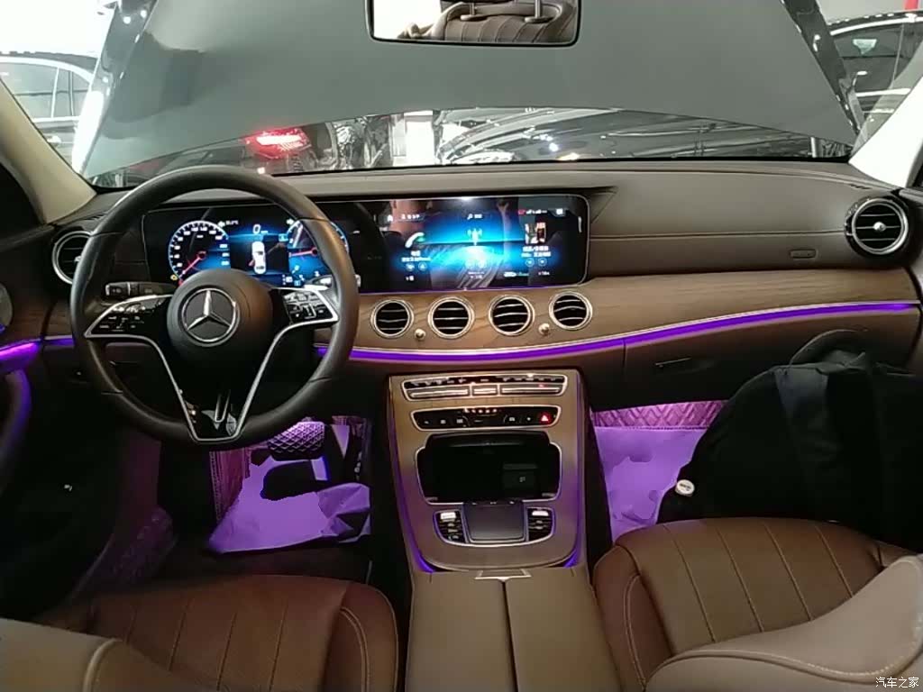 Mercedes-Benz E-Class, 2022 10