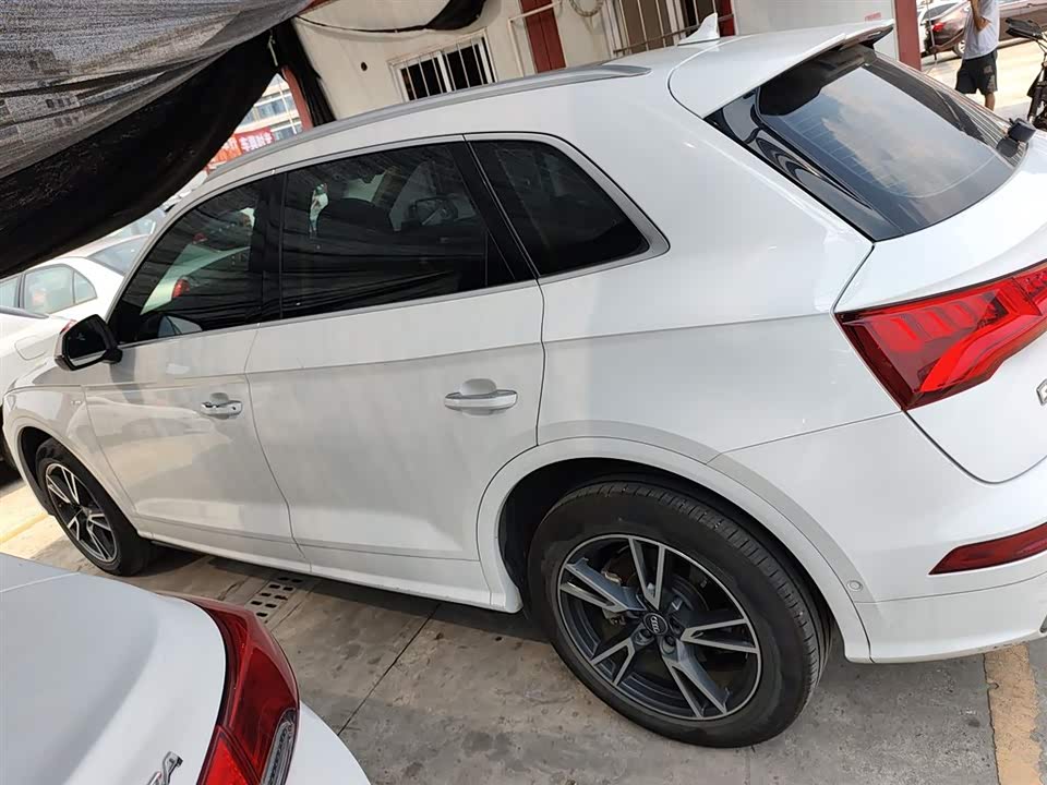 Audi Q5L Audi Q5L