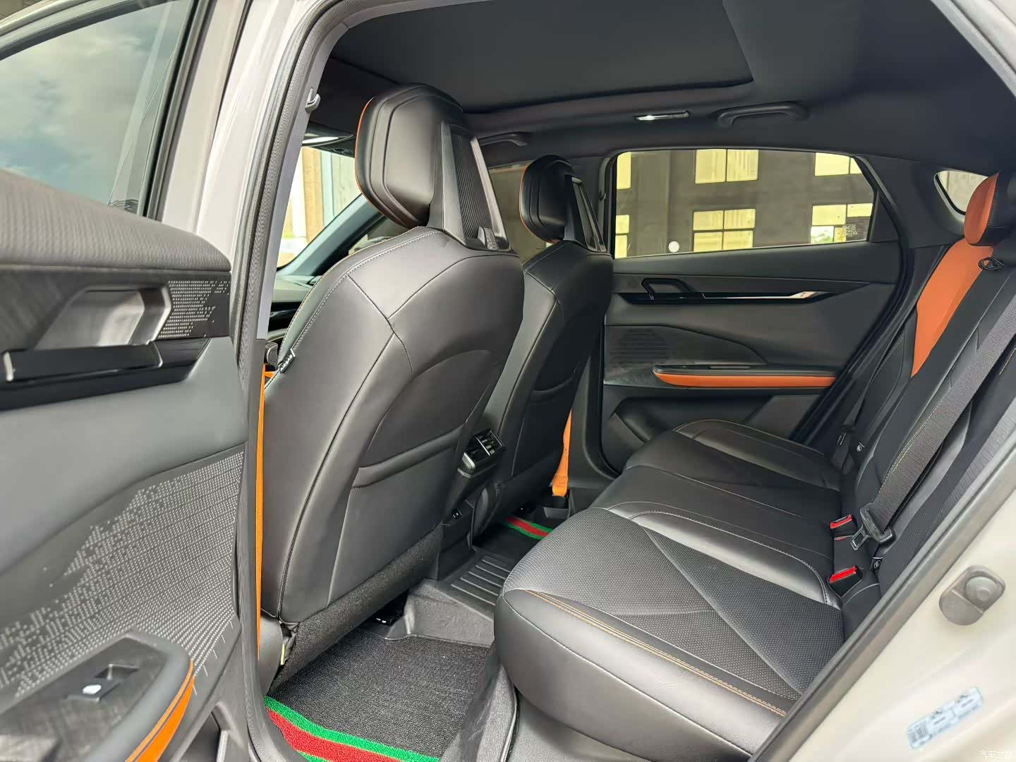 Changan UNI-V, 2022 6