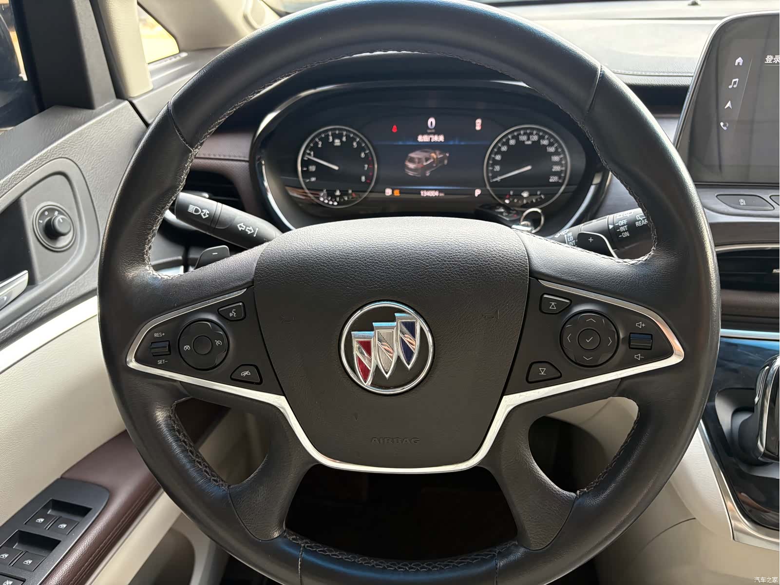 Buick GL8, 2022 10