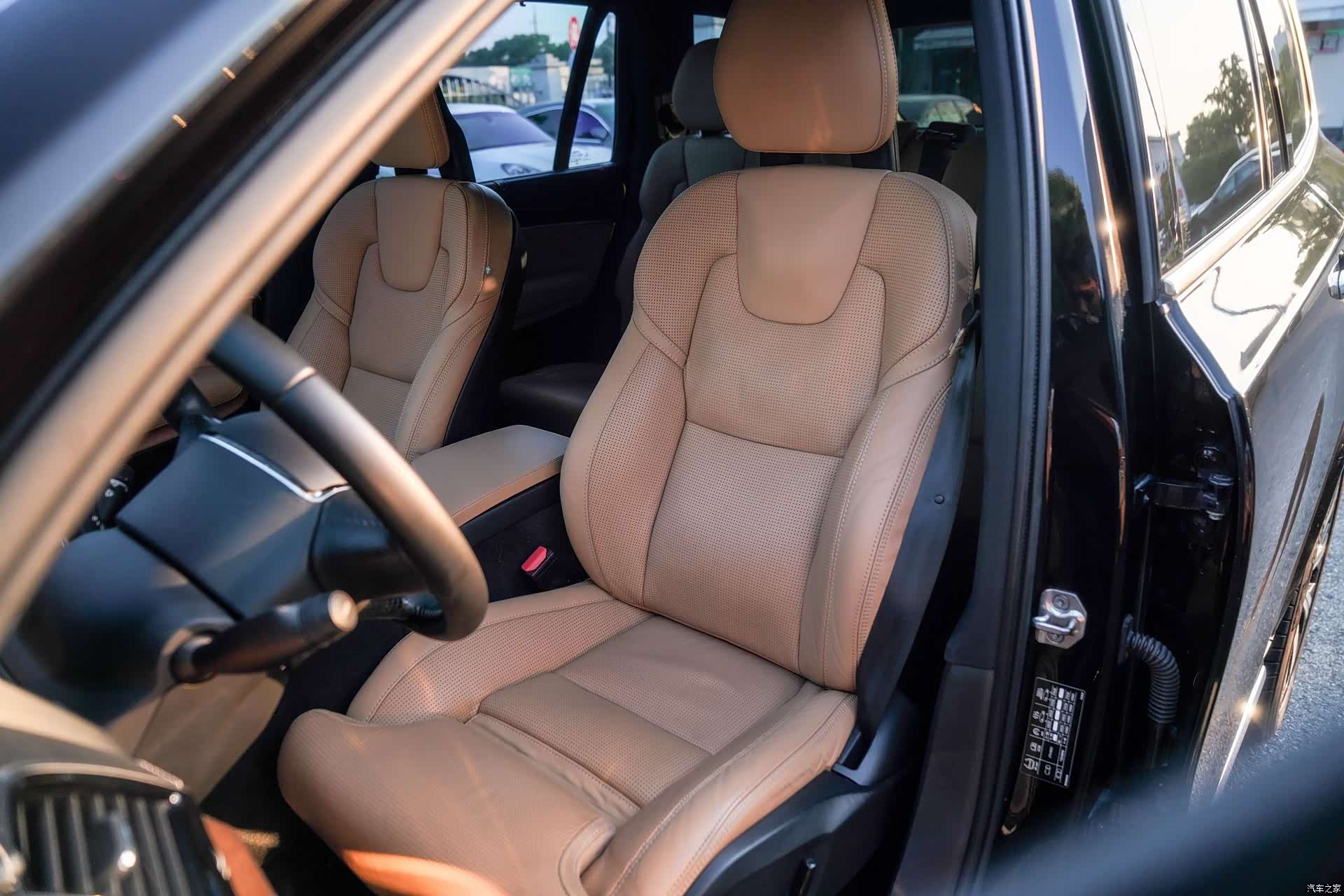 Volvo XC90, 2017 12