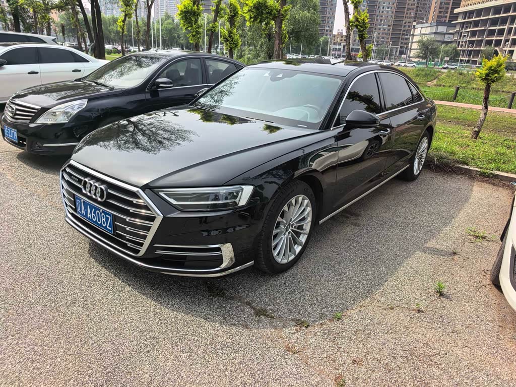 Audi A8
