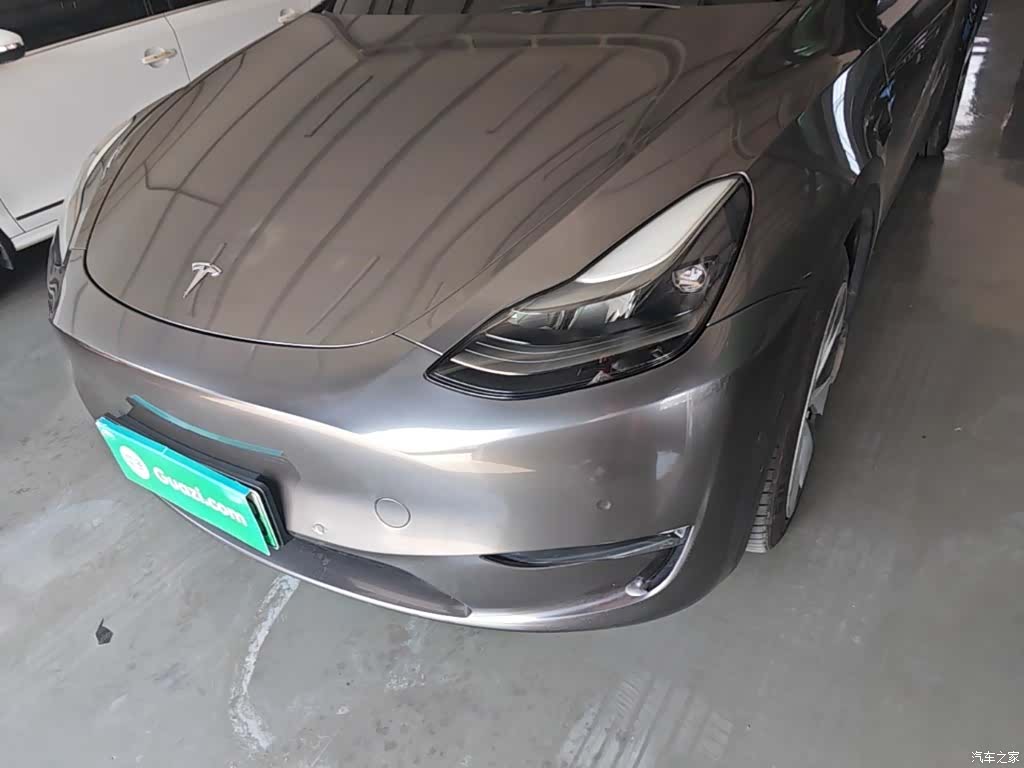 Tesla Model Y, 2021 24