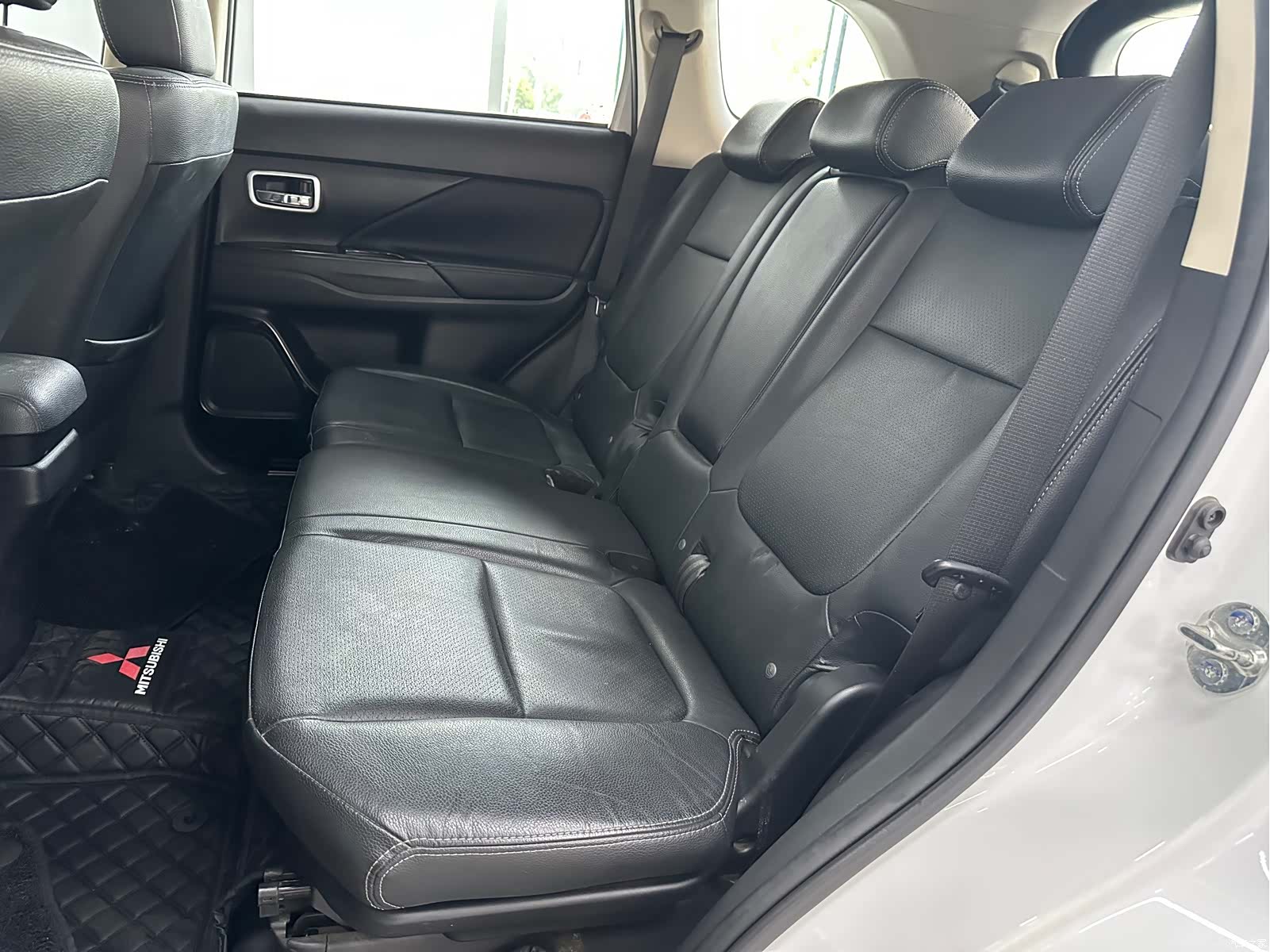 Mitsubishi Outlander, 2017 17
