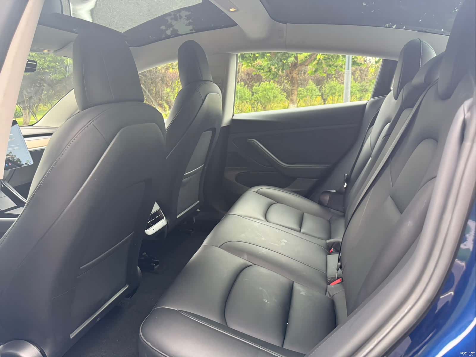 Tesla Model 3, 2021 все фото