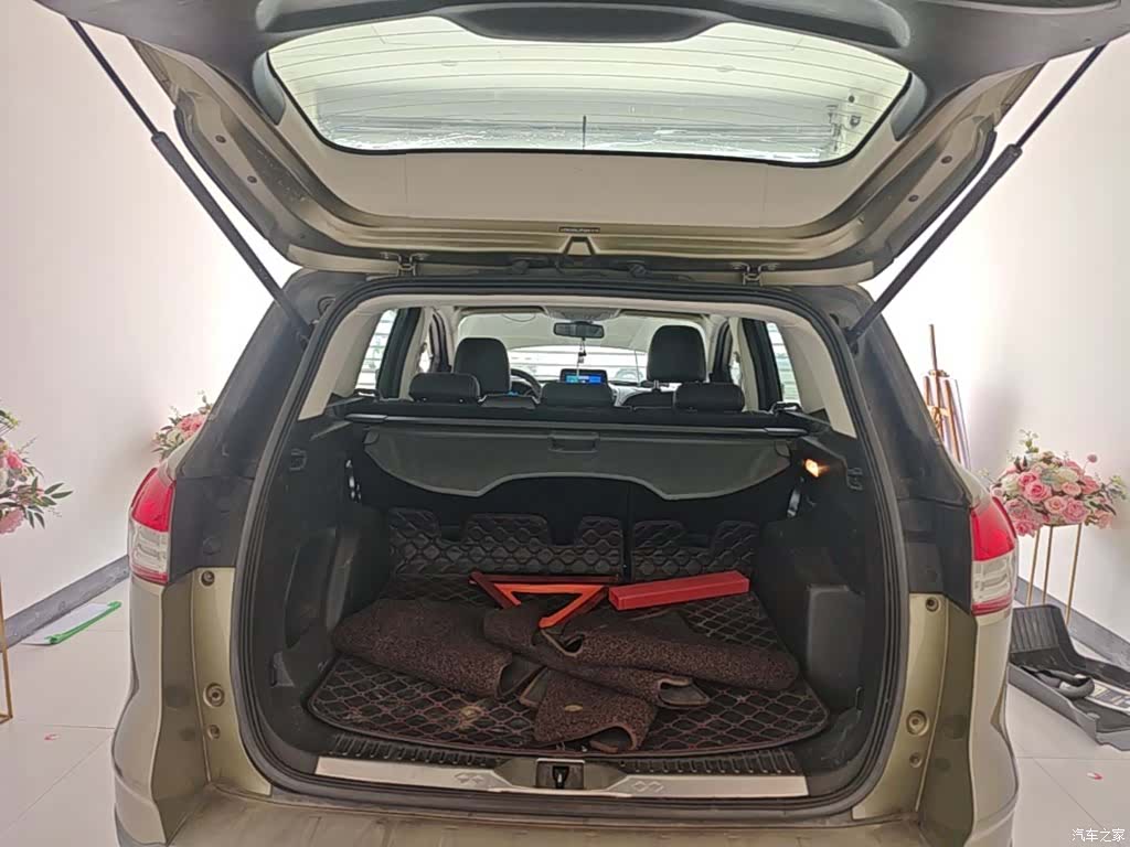 Ford Kuga, 2016 19