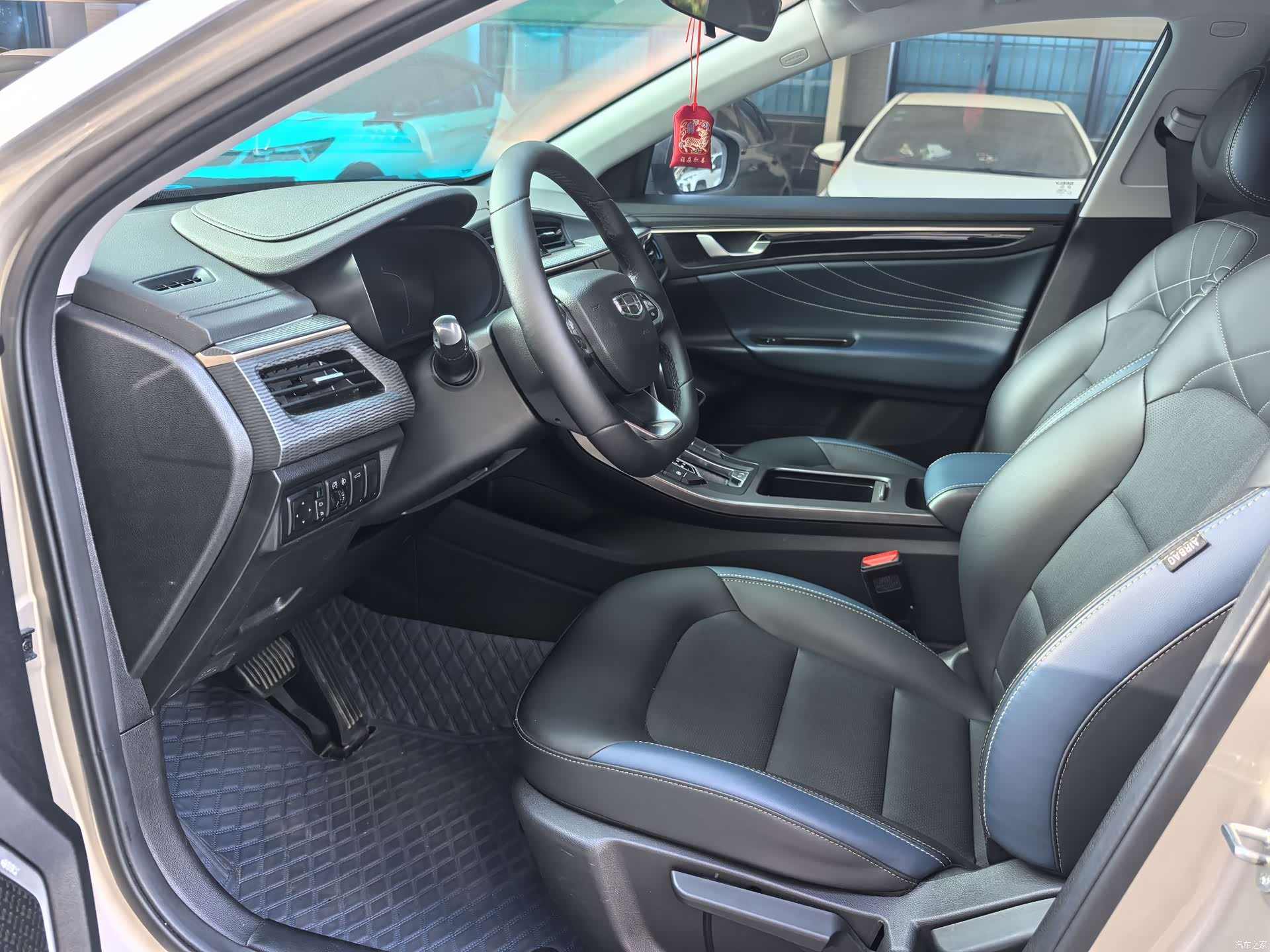 Geely Emgrand, 2021 все фото