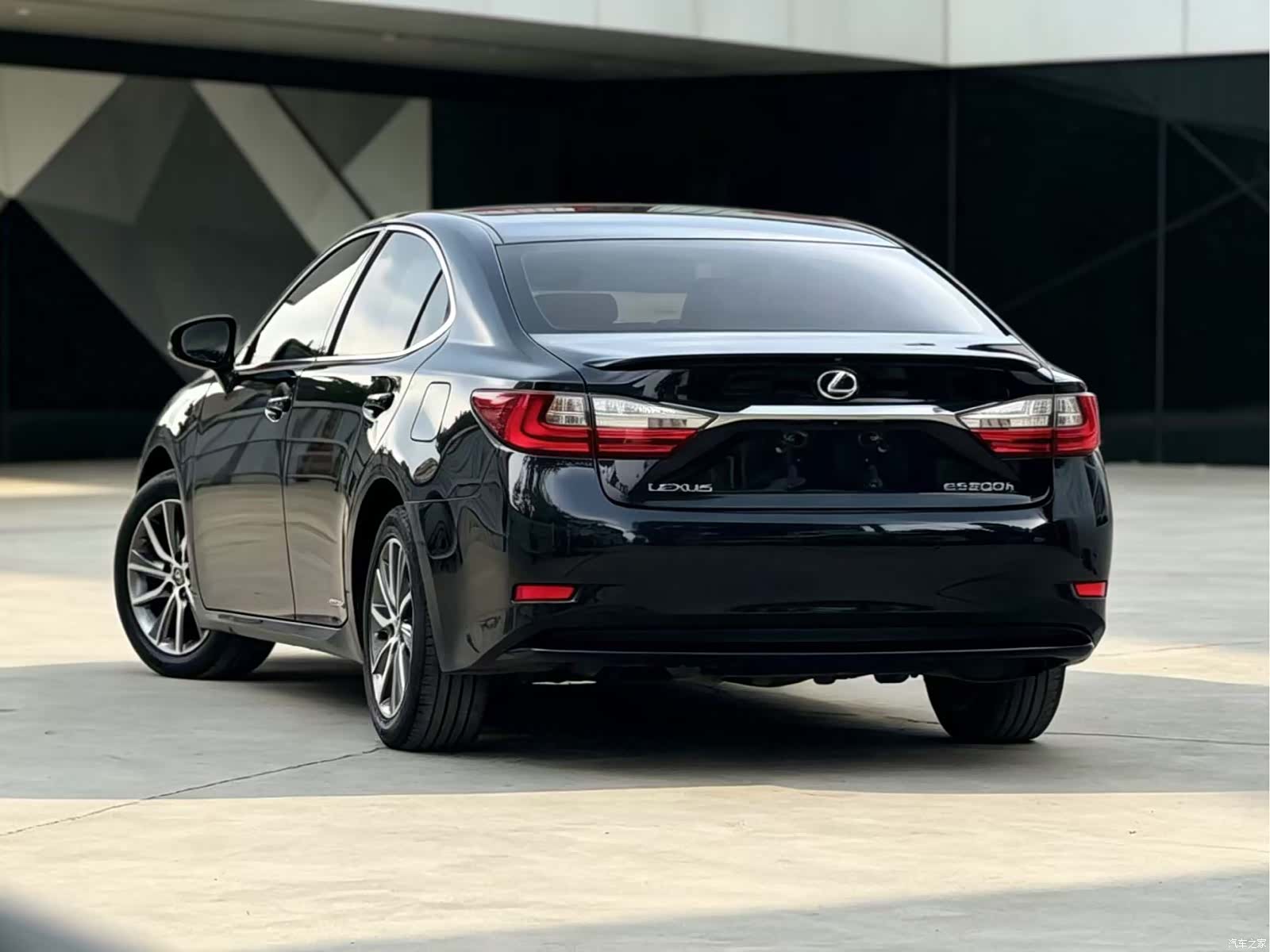 Lexus ES, 2017 2