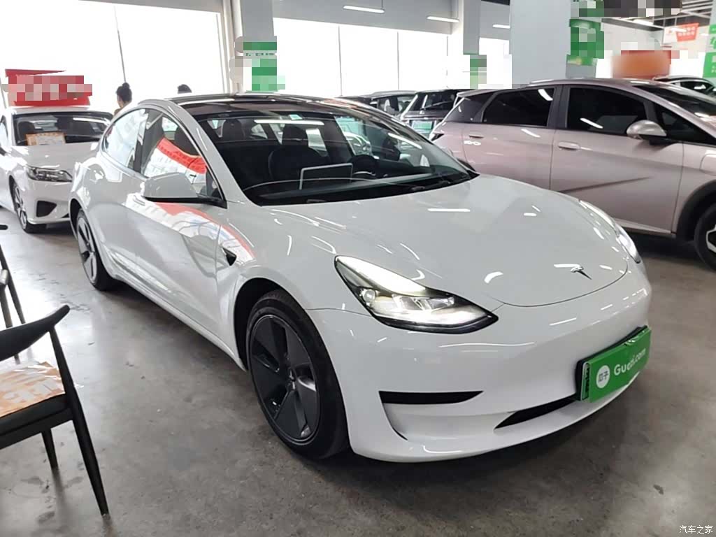 Tesla Model 3, 2023 4