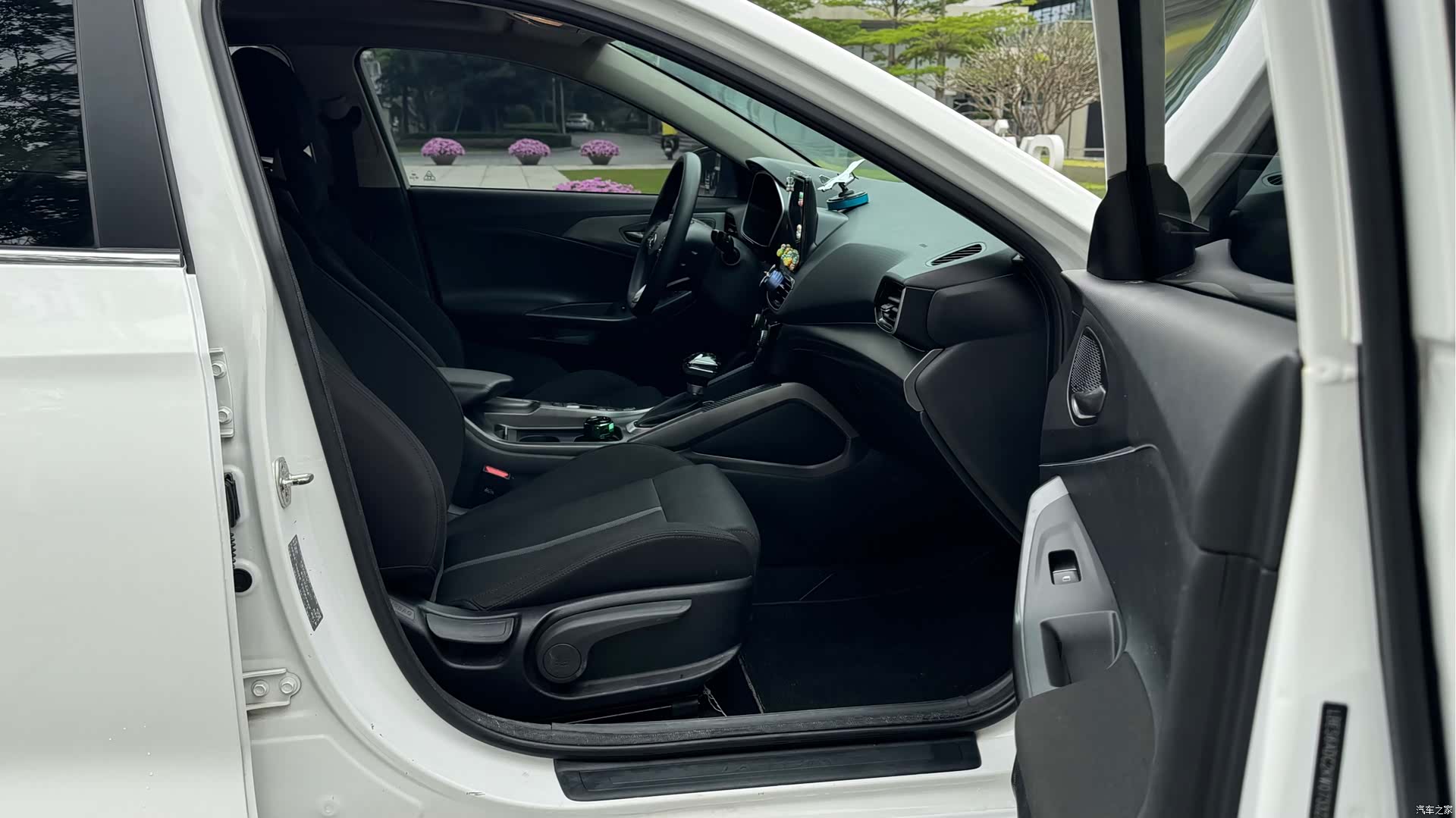 Hyundai Lafesta, 2019 8