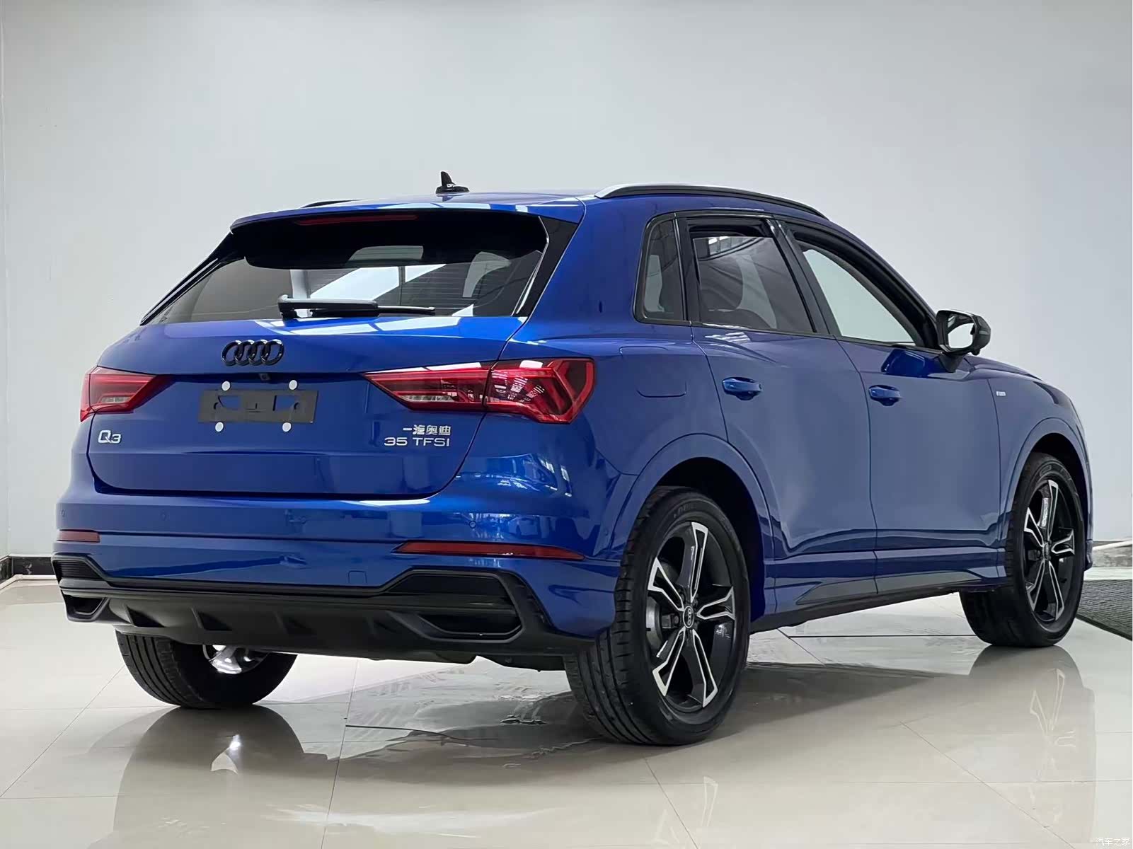 Audi Q3, 2023 6