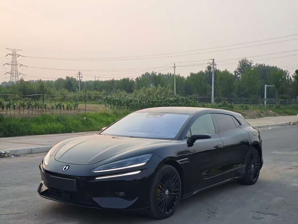 Denza Z9GT
