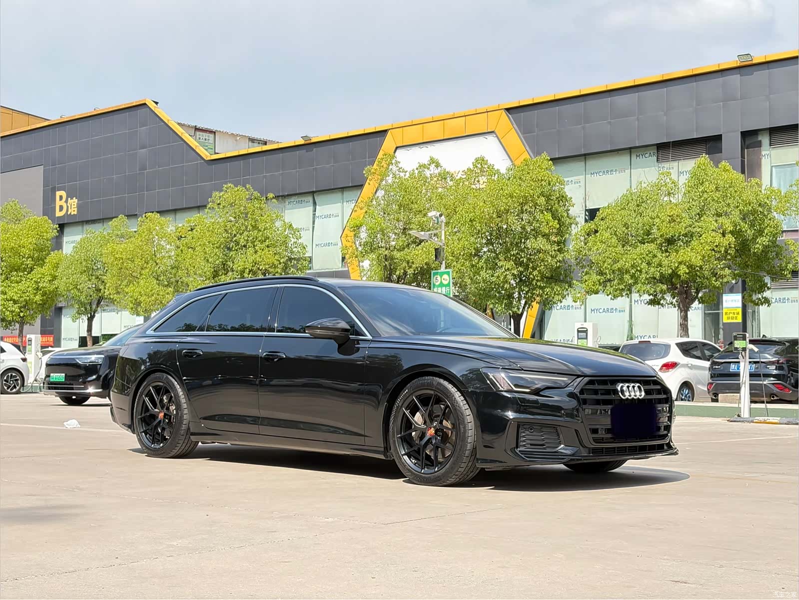 Audi A6, 2021 все фото