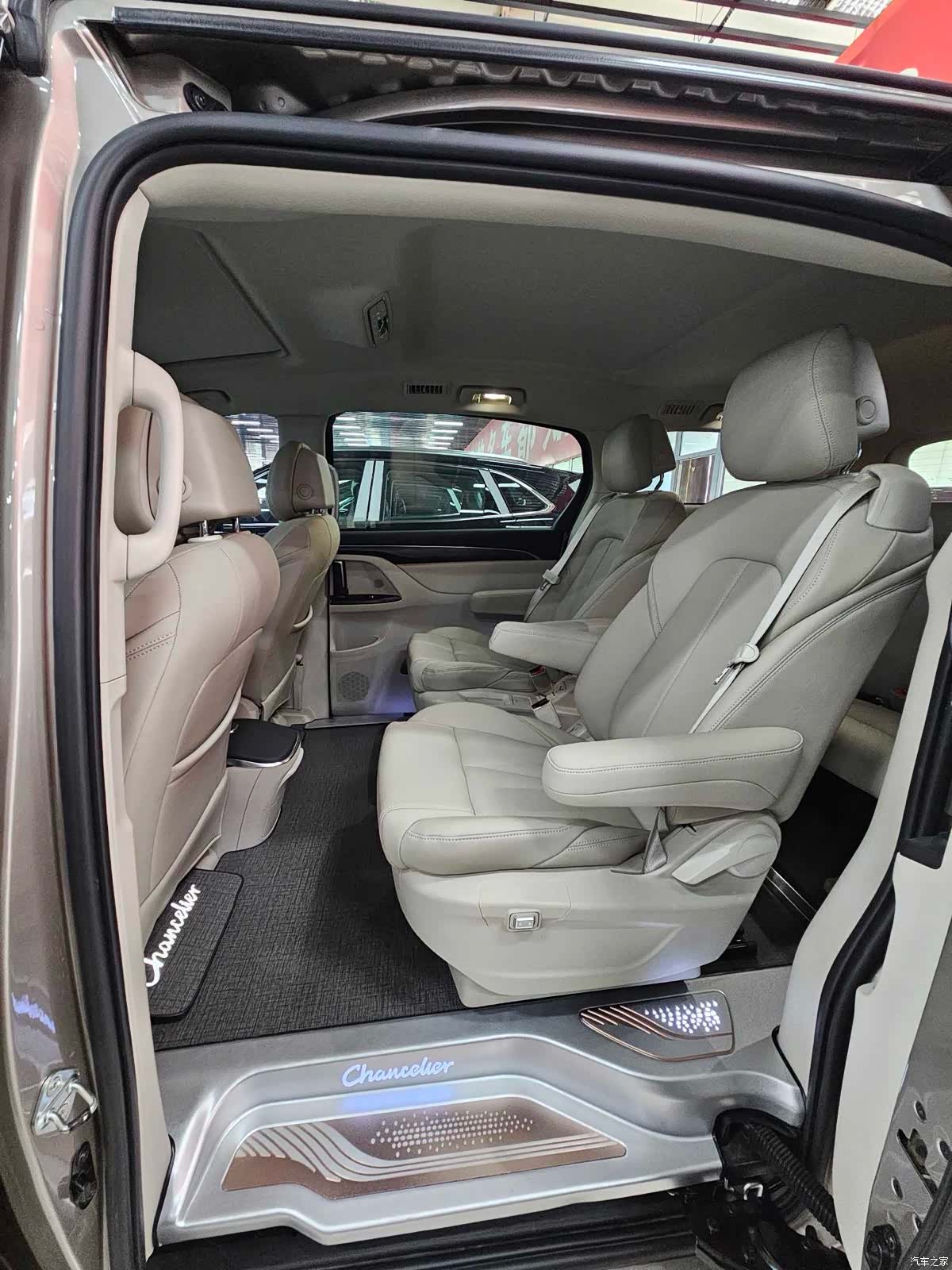 Buick GL8, 2024 8
