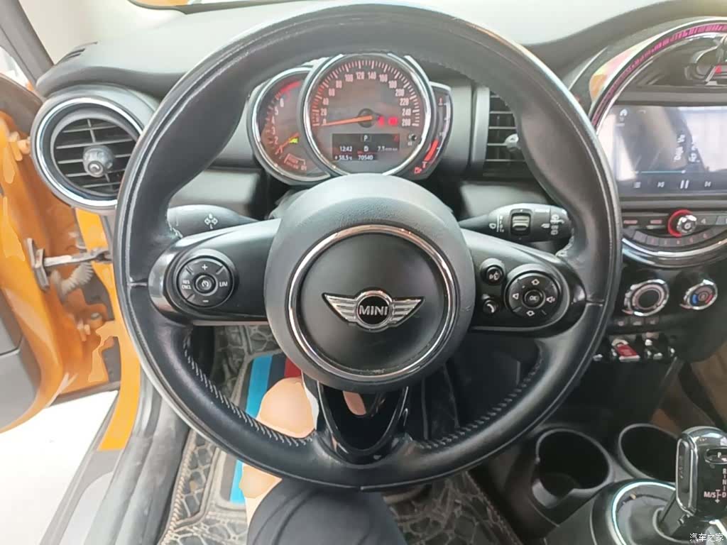 Mini ONE, 2018 11