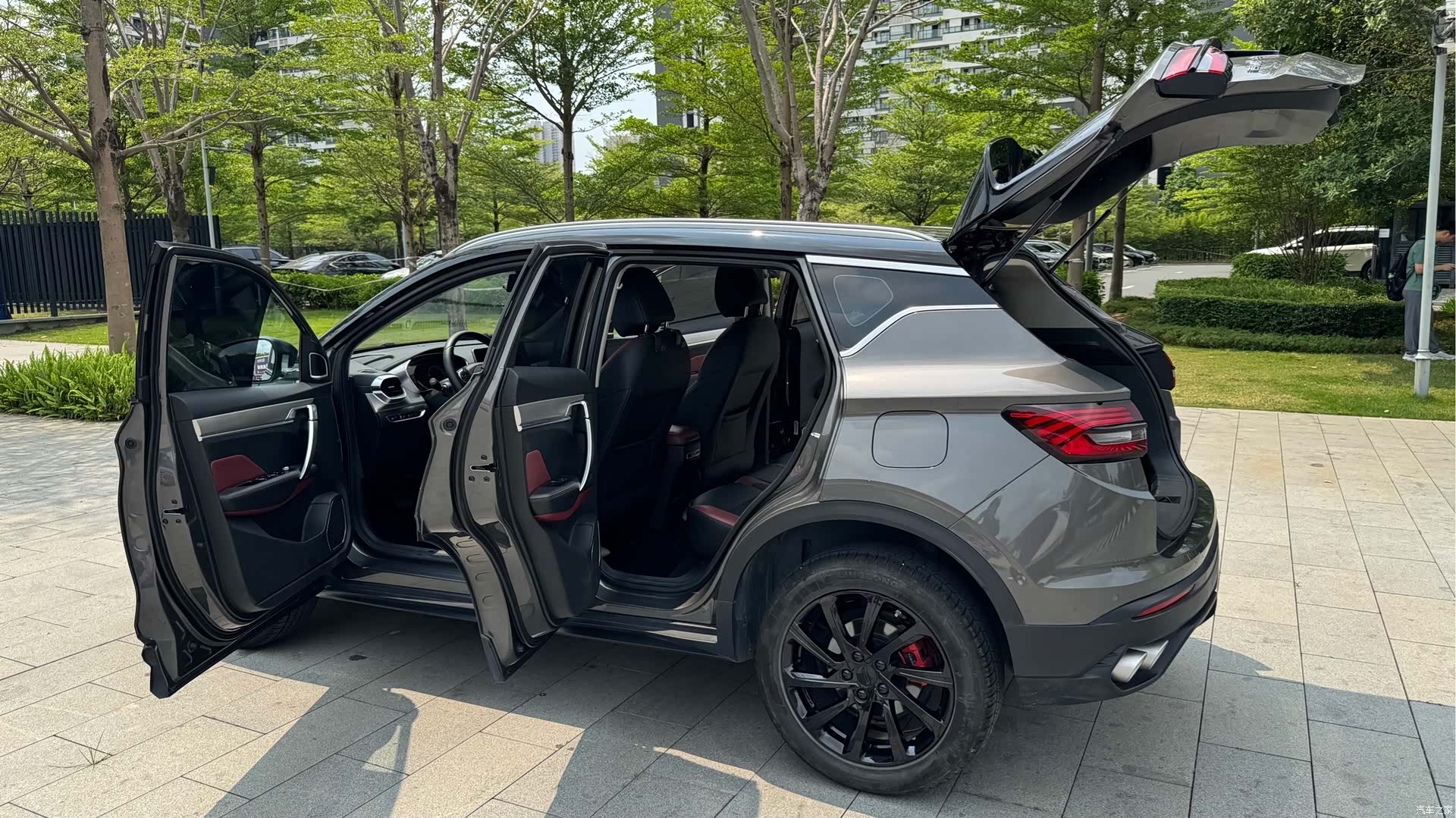 Geely Coolray, 2023 22