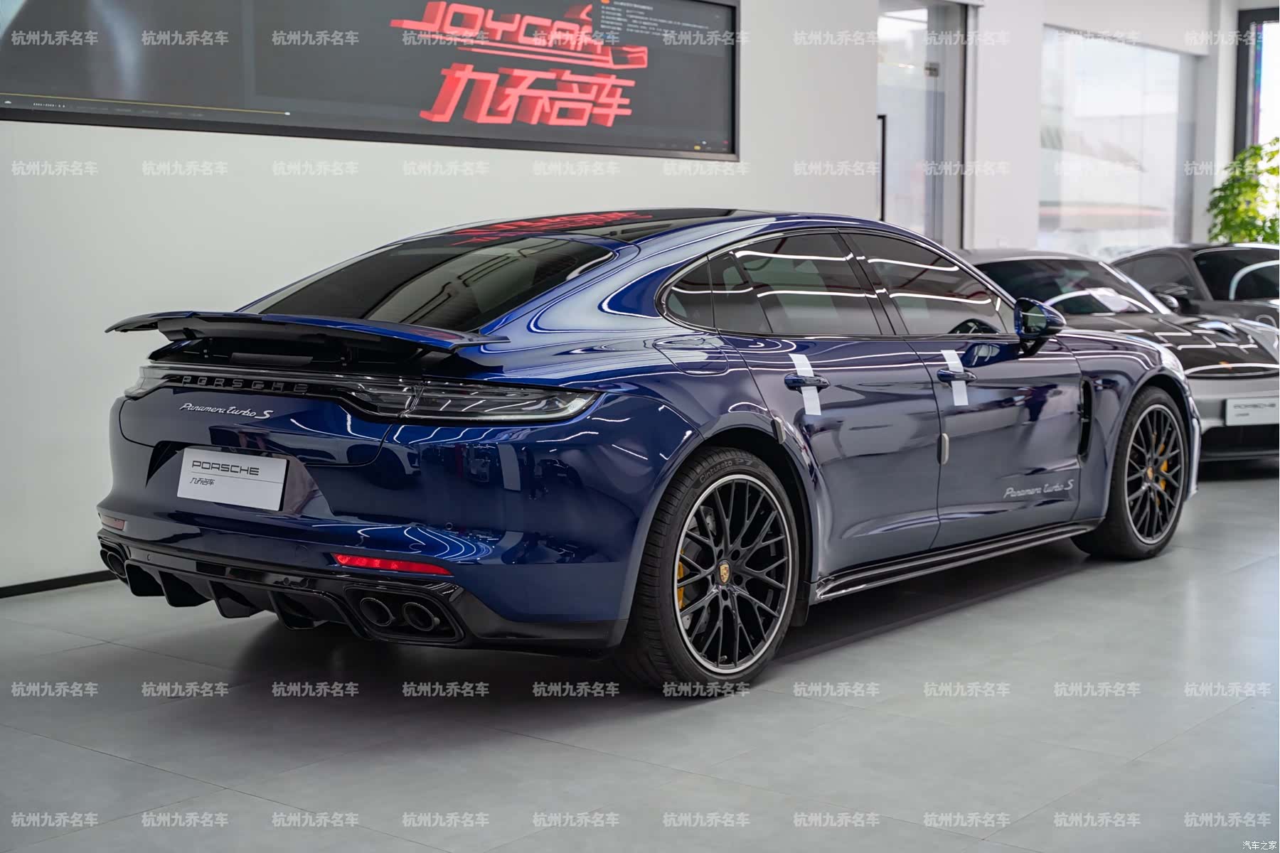 Porsche Panamera, 2022 7