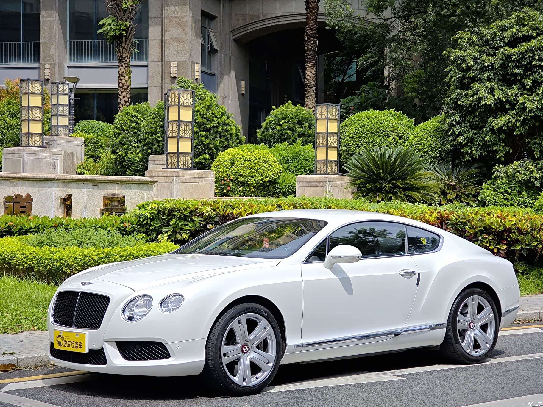 Bentley Continental GT, 2013 1