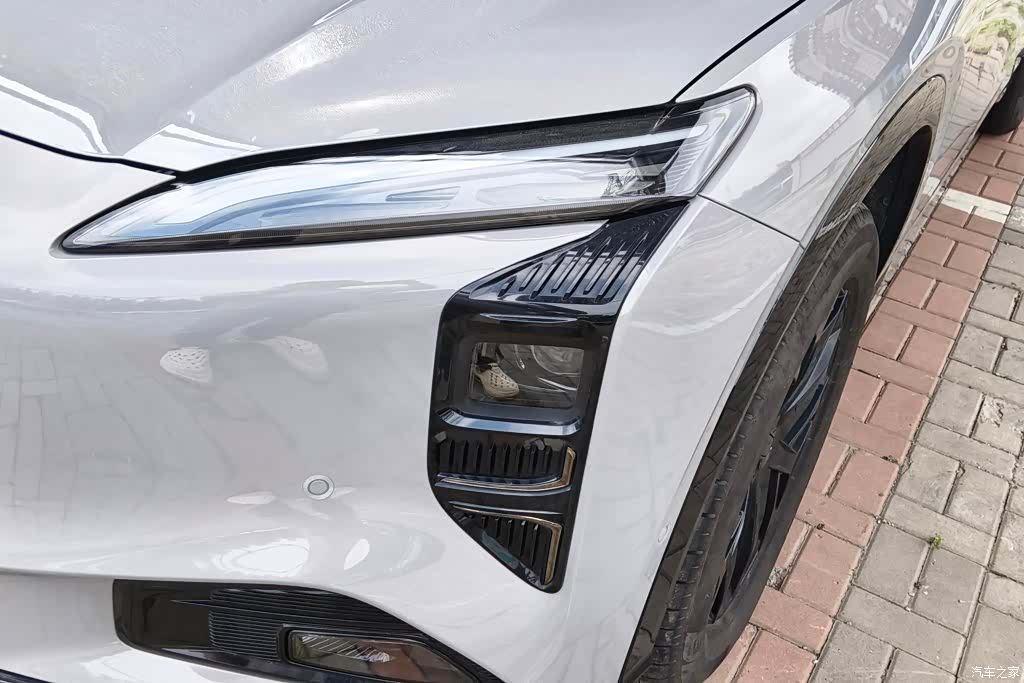 Hongqi 08, 2025 все фото