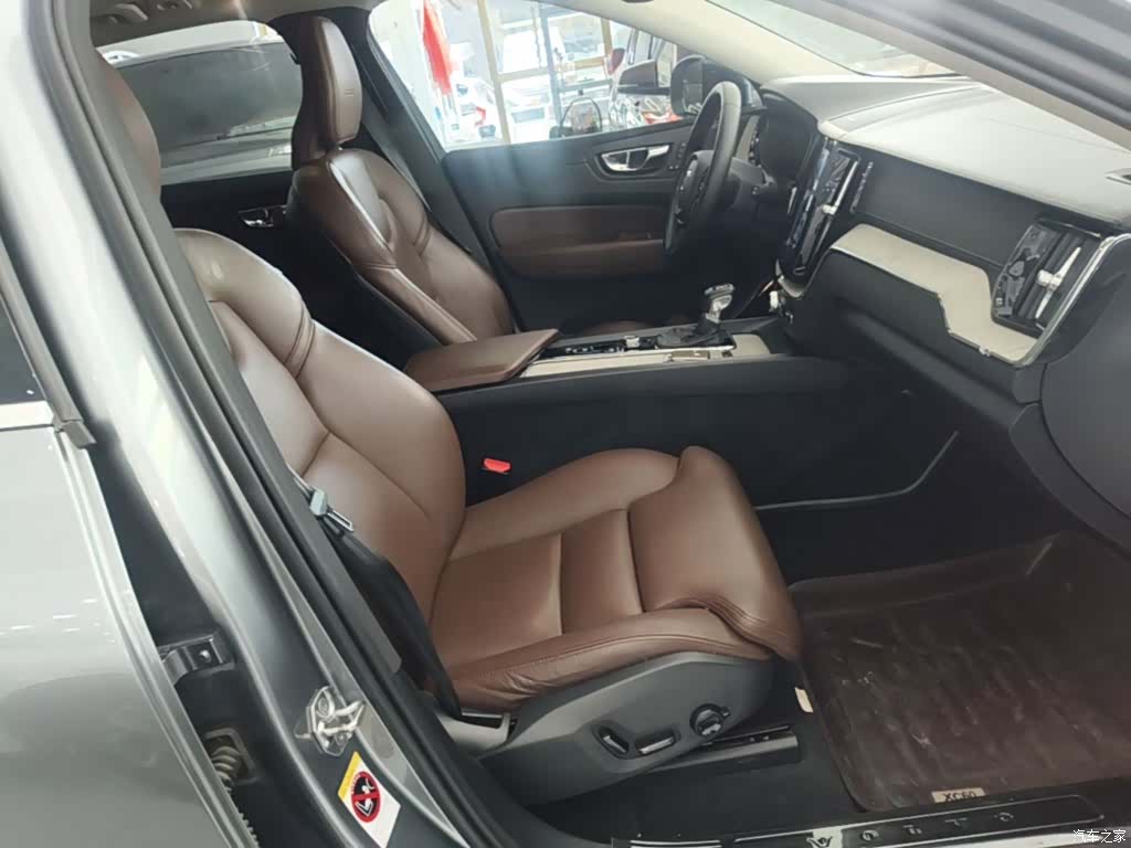 Volvo XC60, 2019 20