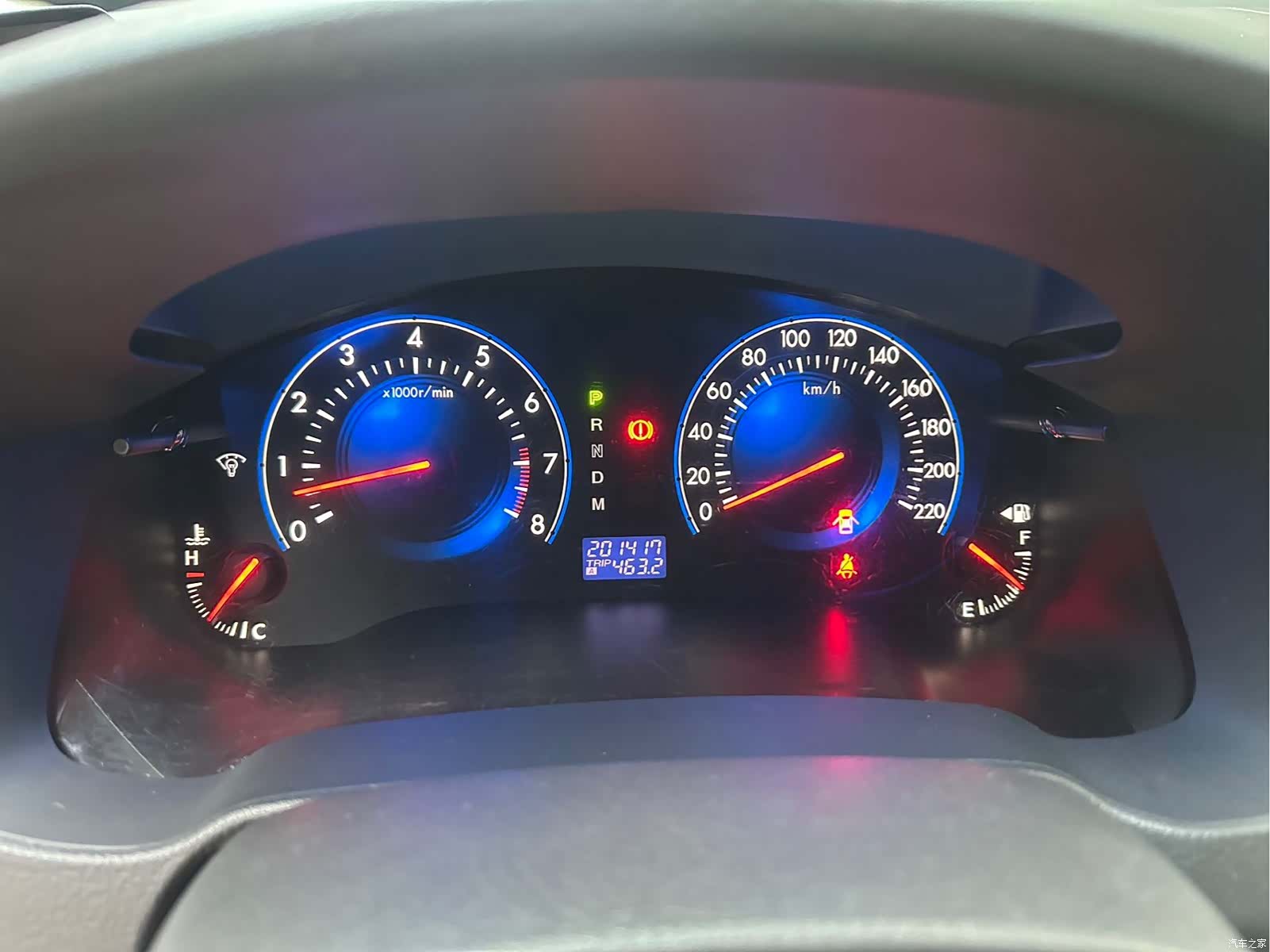 Mazda 8, 2012 11