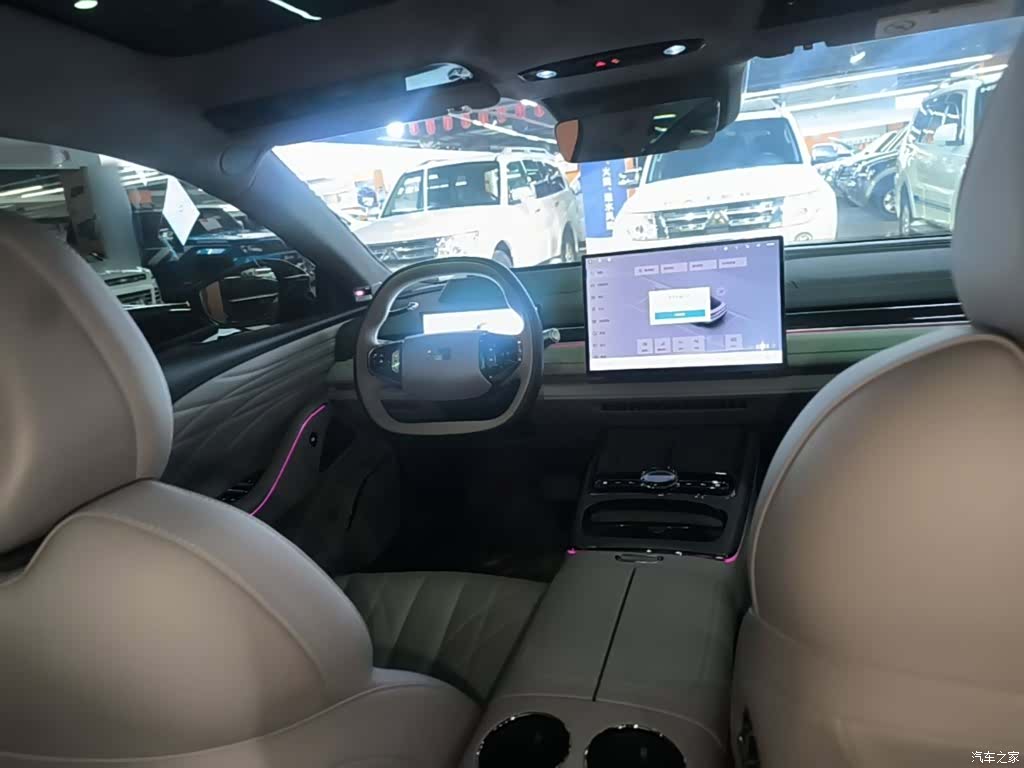Geely 8, 2025 10