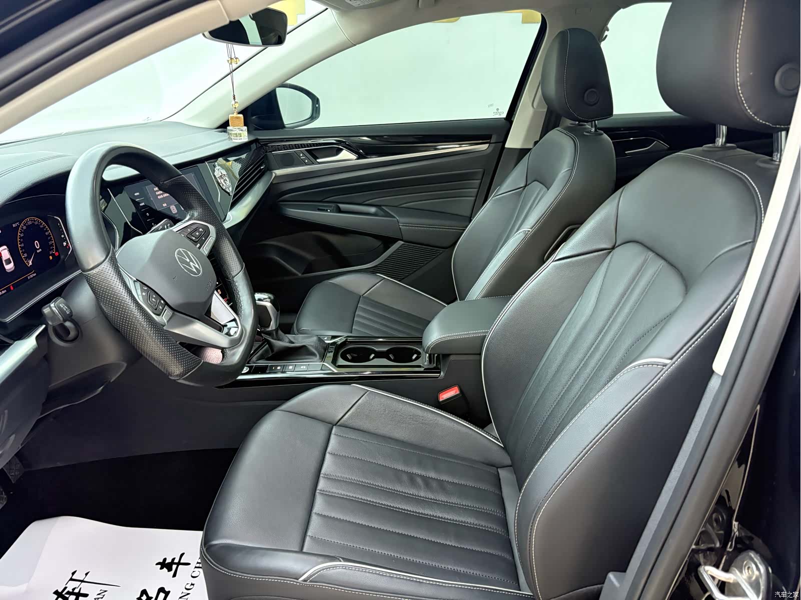 Volkswagen Passat, 2022 8