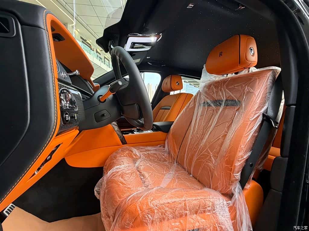 Rolls-Royce Cullinan, 2024 13