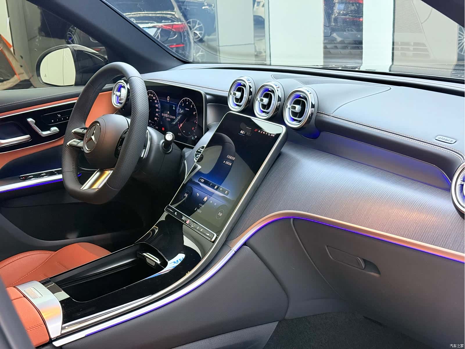 Mercedes-Benz GLC, 2025 6