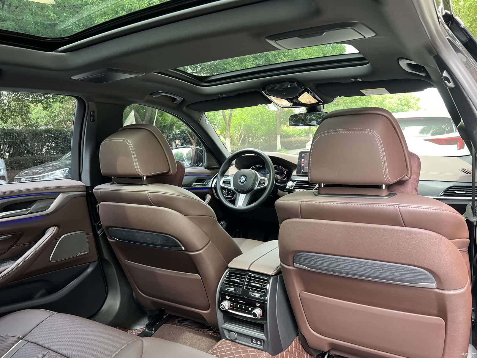BMW 5 Series, 2022 26