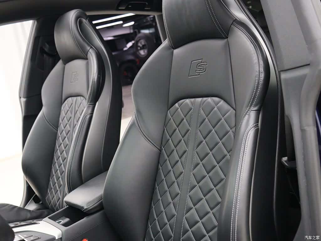 Audi S5, 2018 3
