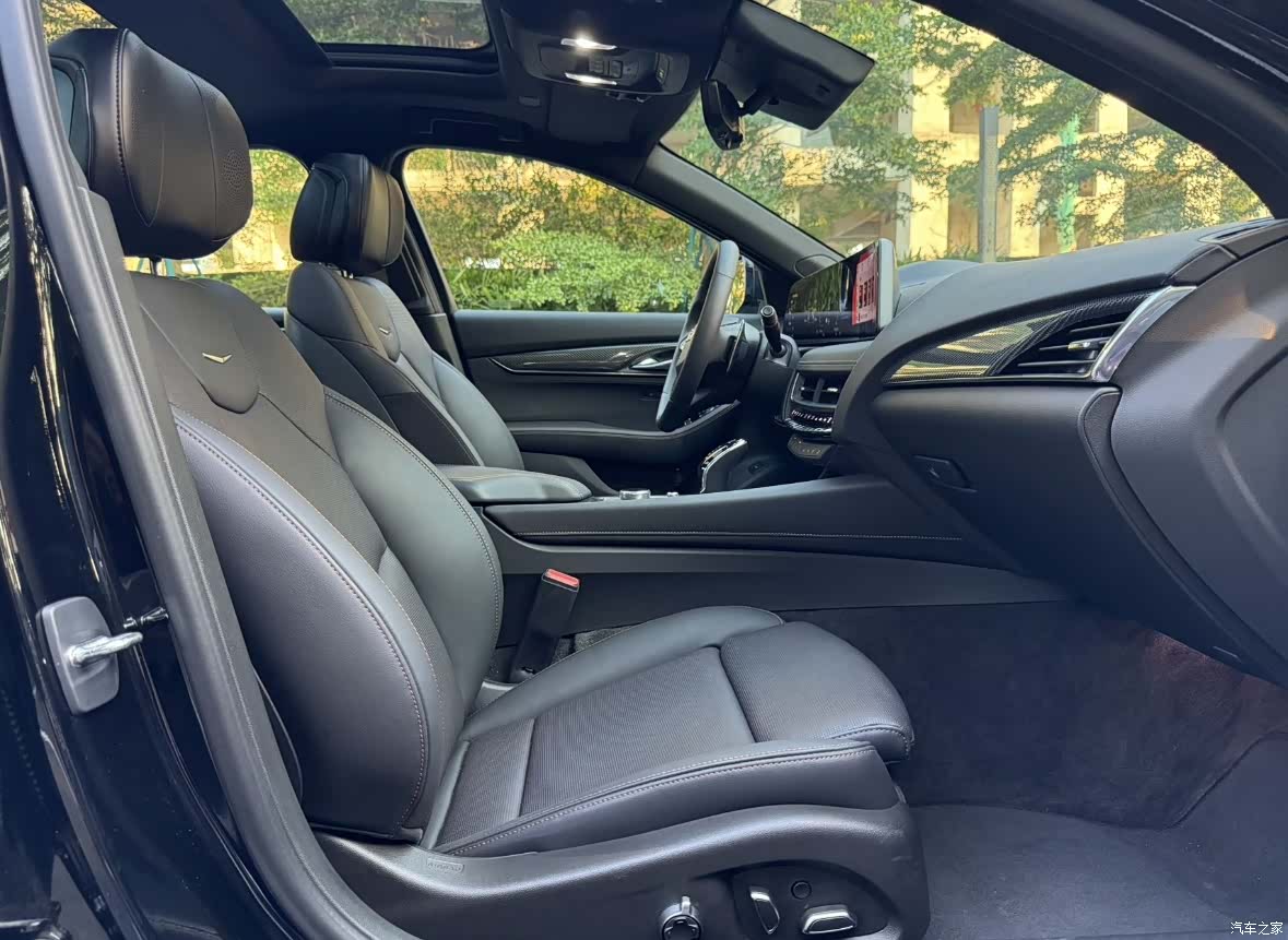 Cadillac CT5, 2024 11