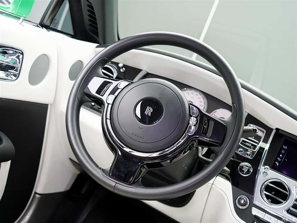 Rolls-Royce Wraith, 2024 14