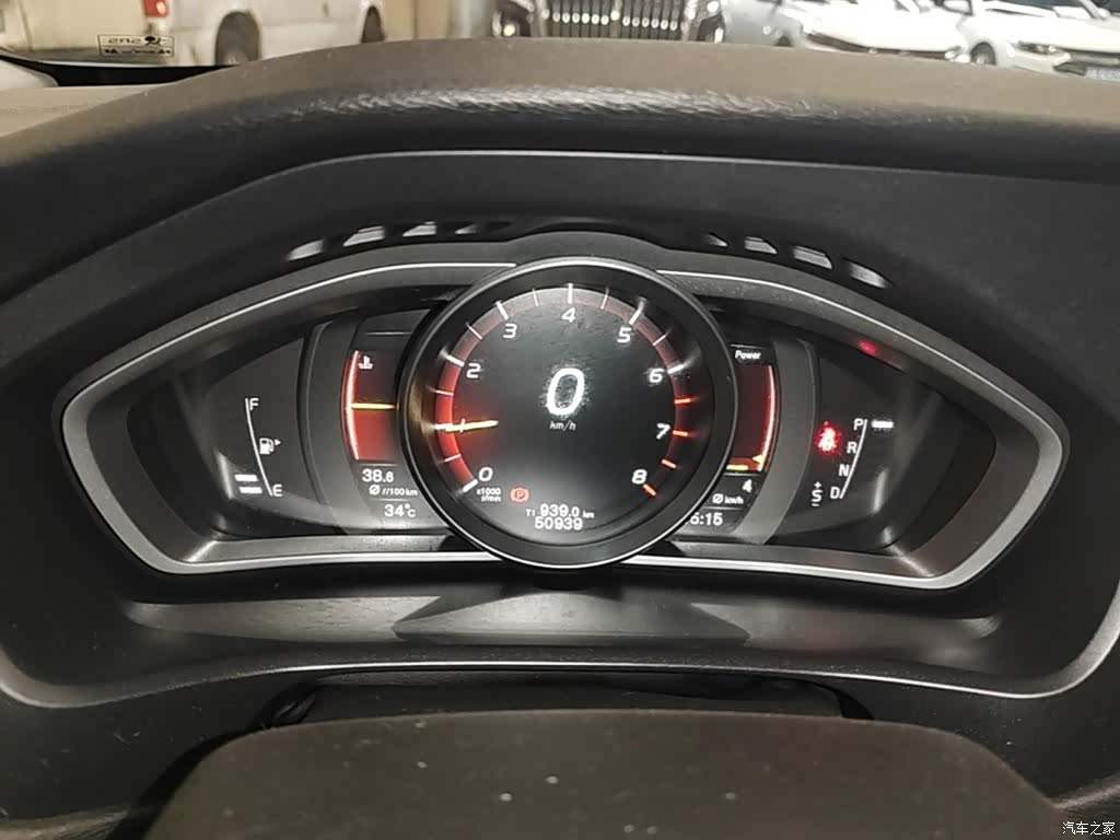 Volvo V40, 2018 12