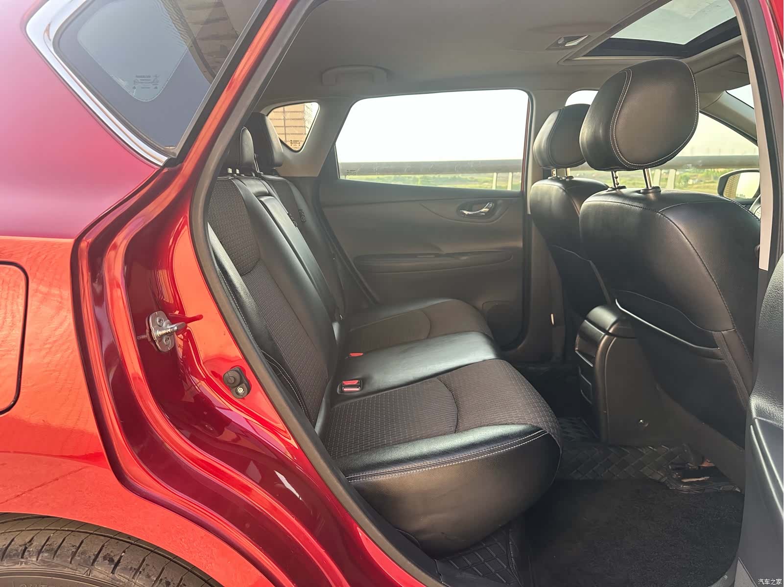 Nissan Tiida, 2017 17