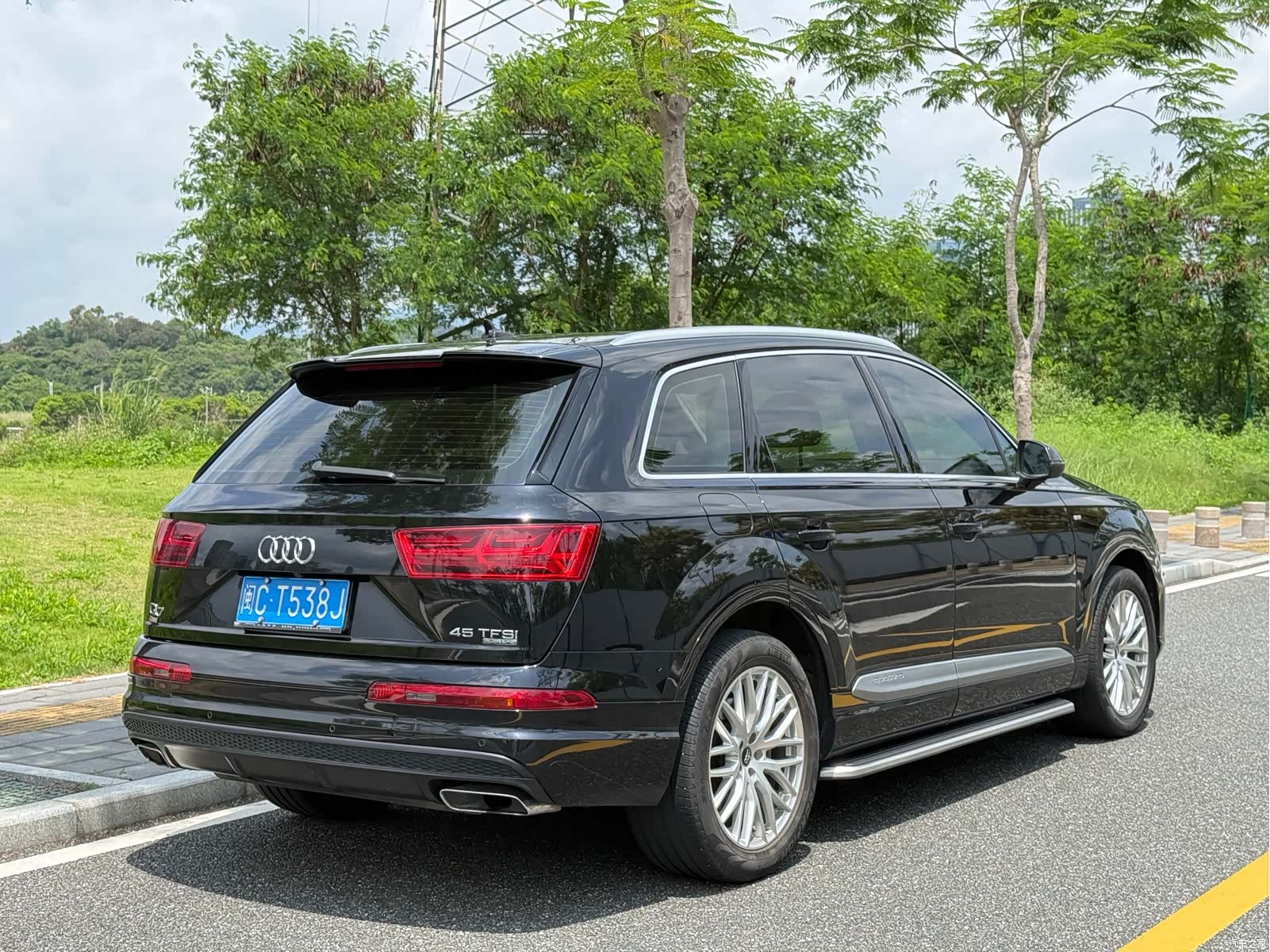 Audi Q7, 2016 9