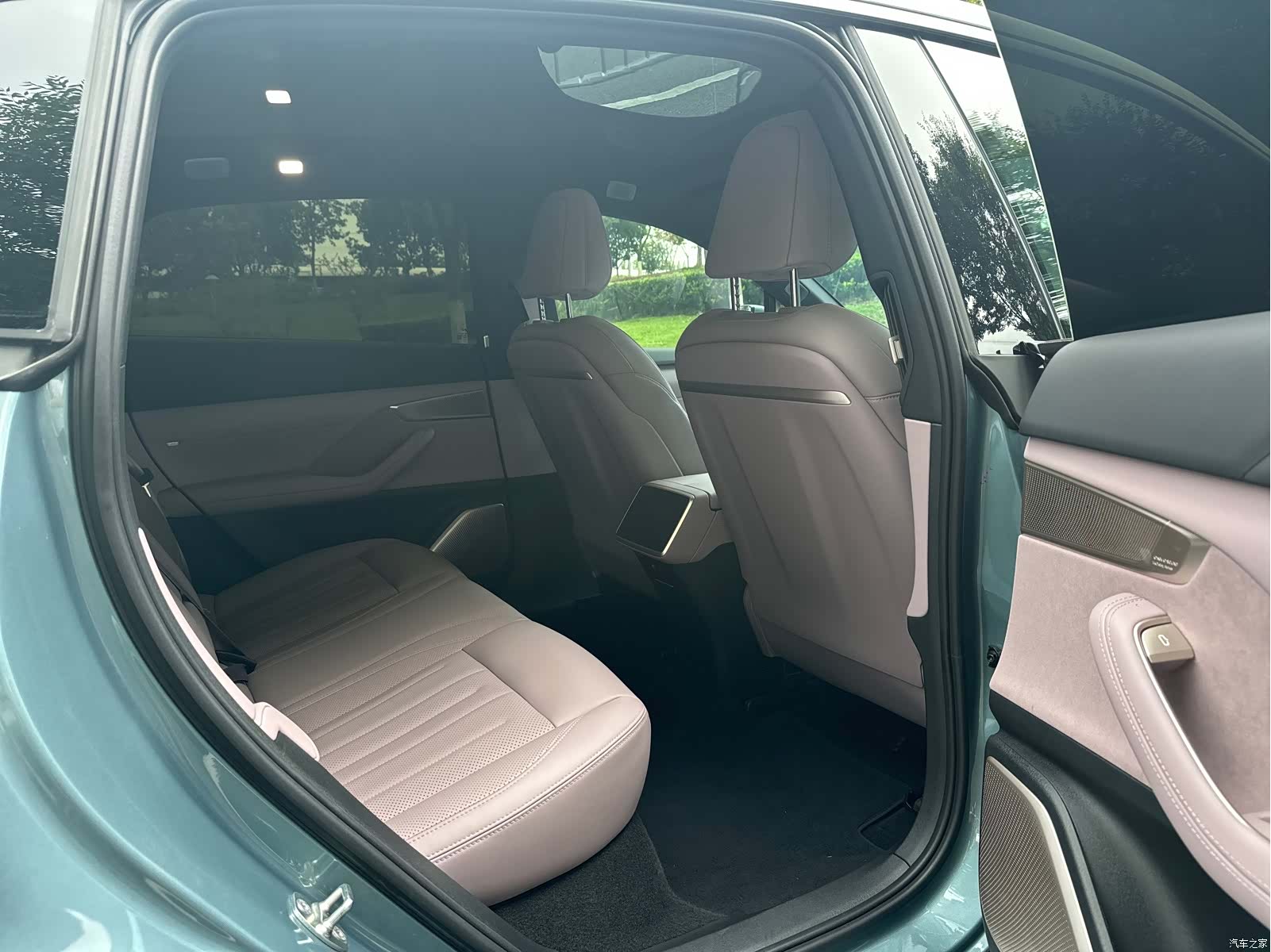 NIO L60, 2024 12