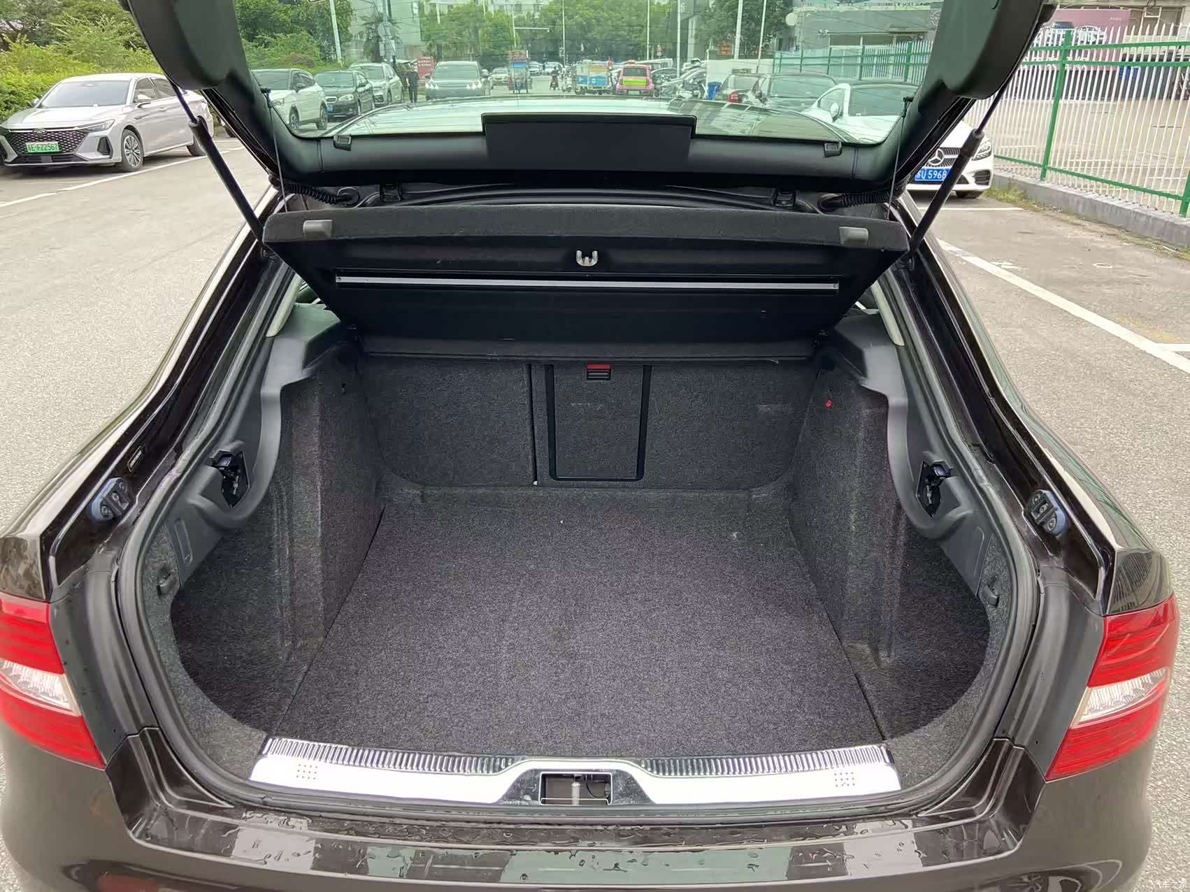Skoda Superb, 2014 16