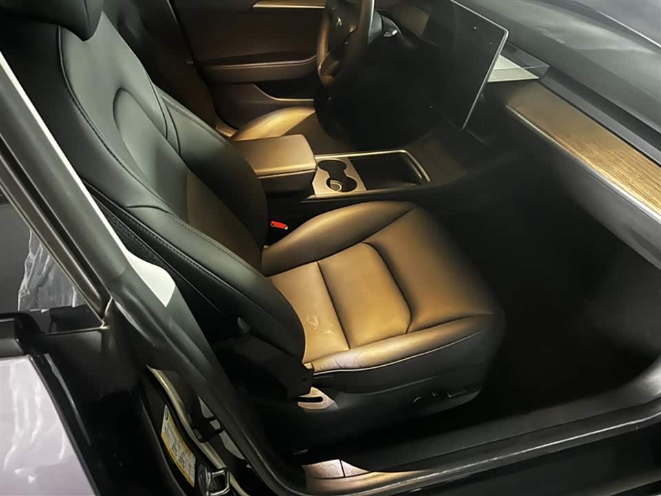 Tesla Model 3 Tesla Model 3