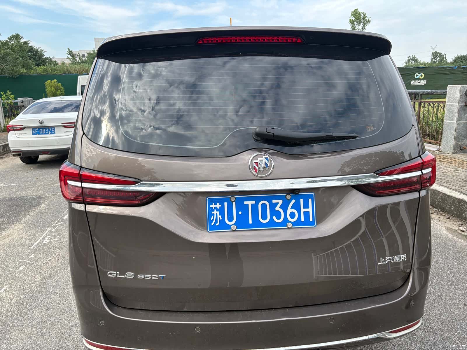 Buick GL8, 2022 4