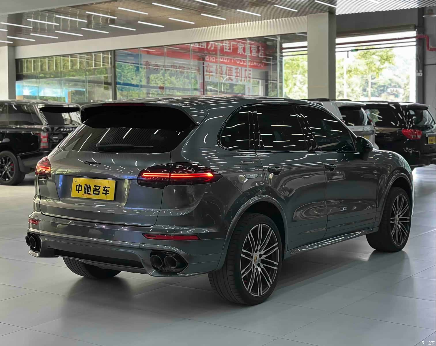 Porsche Cayenne, 2016 все фото