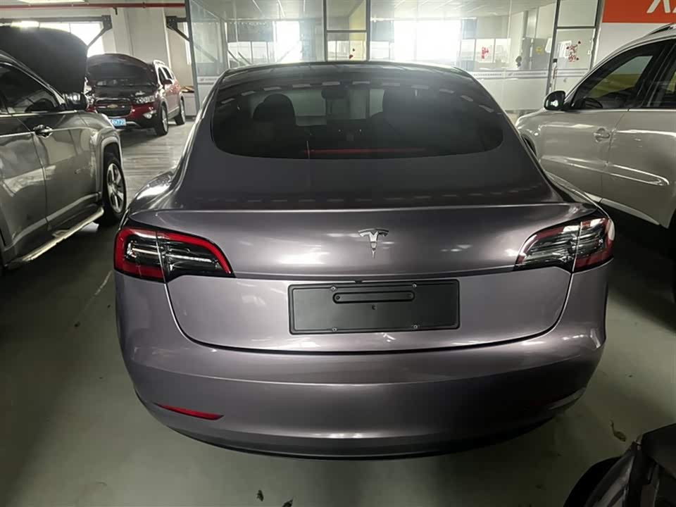 Tesla Model 3 Tesla Model 3