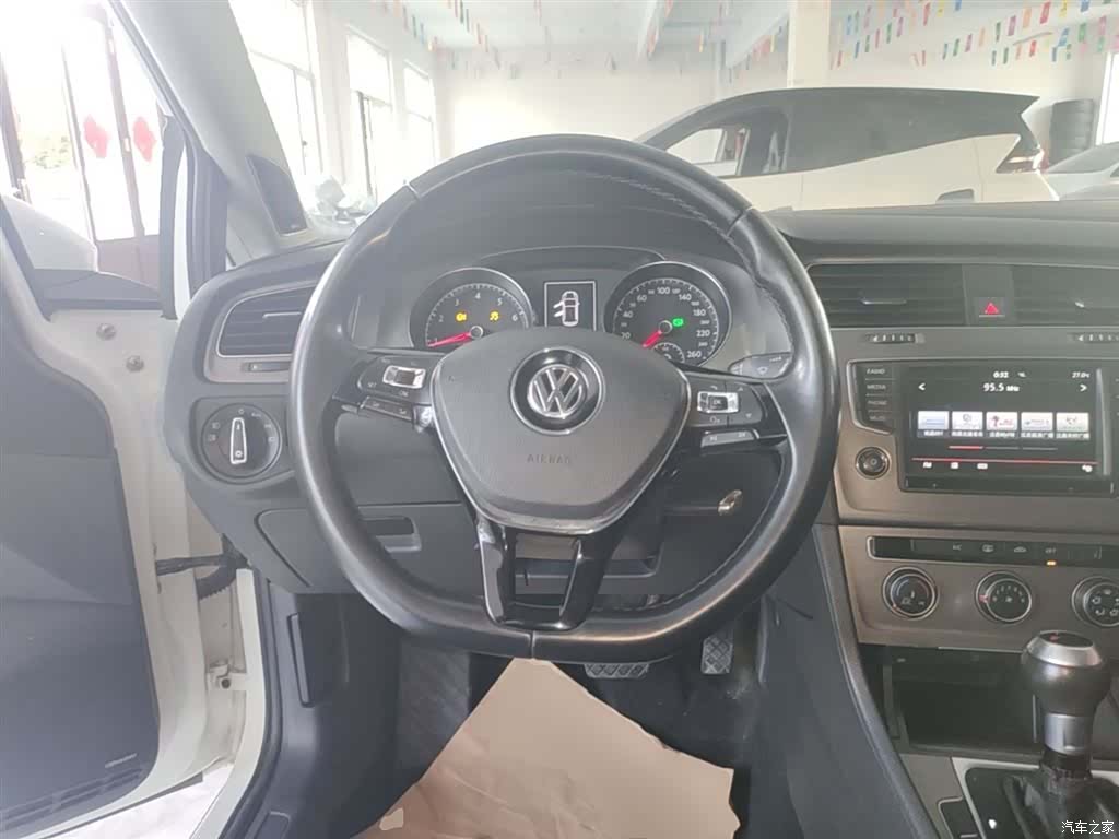 Volkswagen Golf, 2016 11